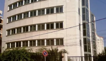 Prokuroria e Tiranës nis hetimet për postat, sekuestron mallra pa faturë dhe 13 milionë lekë