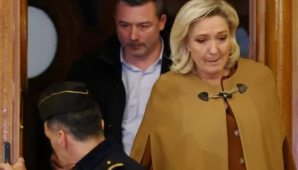 Prokuroria franceze kërkon ndalim 5-vjeçar për Marine Le Pen, rrezikohet kandidimi i saj në zgjedhjet presidenciale të vitit 2027