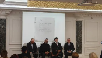 Promovohet libri “Kosova – lufta e heshtur”, Zef Mazi sjell diplomacinë e padukshme të viteve ’91-’99