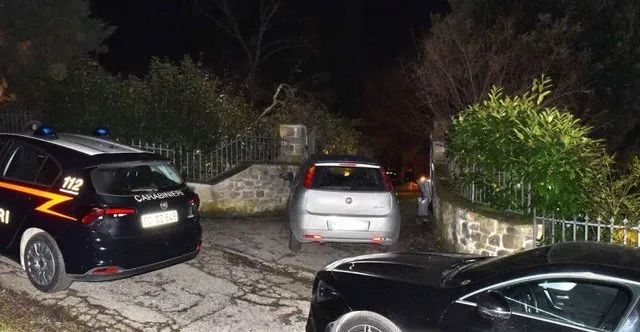 Pronari i vilës që do të grabiste qëlloi në ajër për ta trembur, shqiptari humb jetën gjatë arratisjes