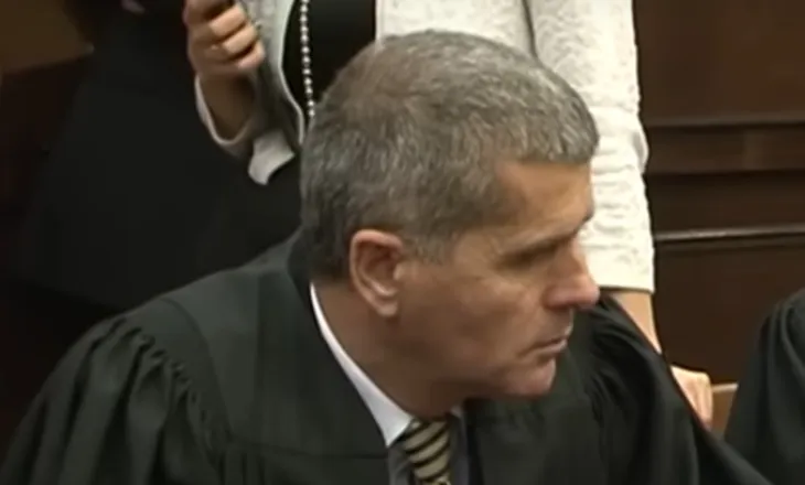 Pronat nga Porto Palermo në Lezhë! Gjykata e Lartë lë në fuqi konfiskimin e pasurive të ish-gjyqtarit Guxim Zenelaj