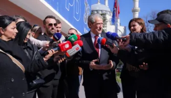 Protesta, Berisha nuk përjashton bllokimin e rrugëve: Tani do jemi më kreativë