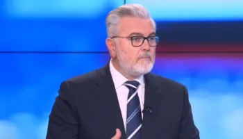 Protesta e opozitës/ Gogu: “Kilometri i fundit” i Shqipërisë drejt BE-së nuk bëhet me molotov e dhunë, por me punë