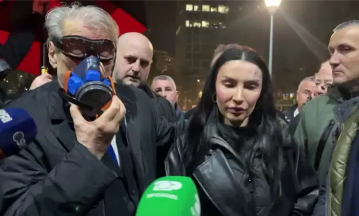 Protesta e opozitës/ Lëndohet ish-kandidatja e PD në Shkodër, Senada Ahmeti