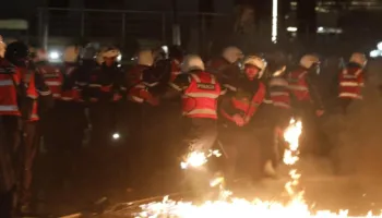 Protesta e opozitës, Ministria e Shëndetësisë njofton: 21 persona në spitalin “Nënë Tereza”, 19 janë efektivë policie