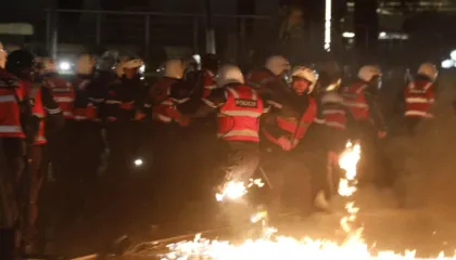 Protesta e opozitës, Ministria e Shëndetësisë njofton: 21 persona në spitalin “Nënë Tereza”, 19 janë efektivë policie