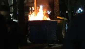 Protesta e PD/ Molotovë e gurë drejt kordonit të policisë, reagon ministrja Koçiu: Provokim i hapur dhe një dëshirë e ethshme për përshkallëzim