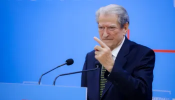 Protesta e PD-së, Berisha thirrje qytetarëve: Të gjithë në shesh sot!