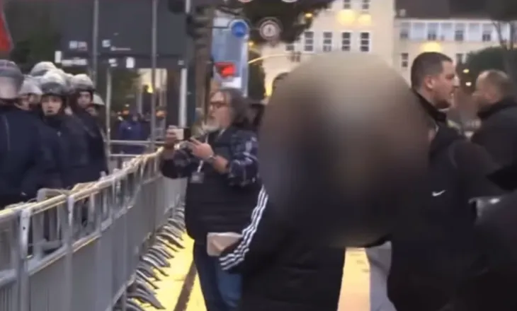 Protesta e PD-së/ Deputetja Zegjine Caushi nxjerr videon: U kalua çdo kufi, një fëmijë duke…