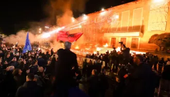 Protesta e tretë kombëtare e PD, policia e Tiranës publikon masat: Ja segmentet rrugore që do të bllokohen