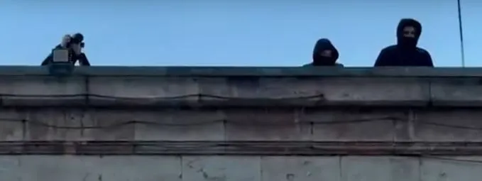 Protesta kombëtare e PD, snajperistët vendosen në terracën e kryeministrisë