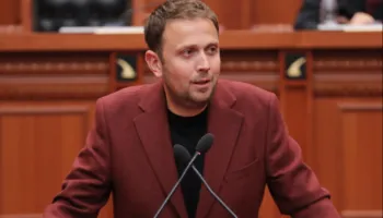 Protestat kundër resortit të Bashkim Ulajt, ish-deputeti i PS për dhunimin e banorëve: Akt vandal dhe bandit