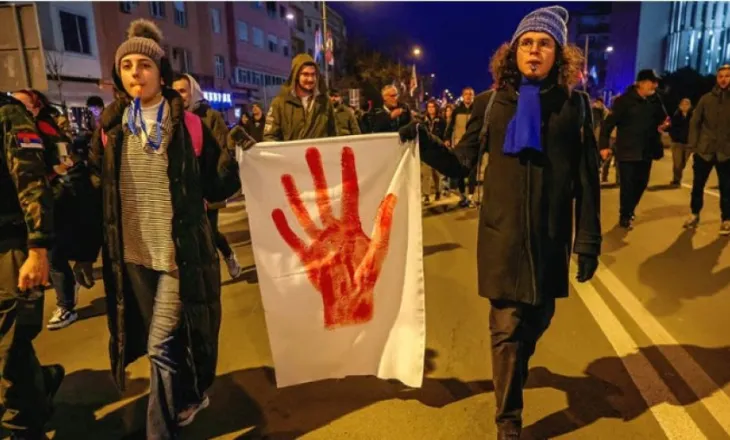 Protestuesit në Serbi po kuptojnë se është e vështirë të rrëzosh një president