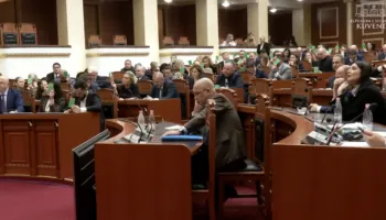 PS heq nga rendi i ditës në Kuvend ndryshimin e “Territoriales”/ Debate dhe përplasje, çfarë ndodhi sot në seancën plenare