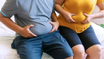 Pse barku rritet me moshën, si tek gratë ashtu edhe tek burrat?