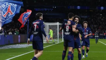 PSG nuk fal në shtëpi, bën detyrën ndaj Metz dhe merr kryesimin pas “dhuratës” nga Monaco (video)
