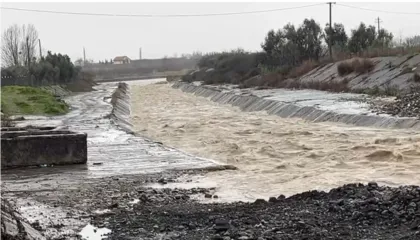 Punimet e ‘Salillarit’ për Korridorin 8 përmbytin banesën në Bradashesh, familja Meta: Askush nuk mban përgjegjësi