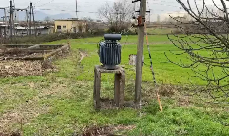 Punonjësi humbi jetën duke riparuar defektin në shtyllë, procedohen penalisht inxhinieri elektrik dhe dy elektricistë