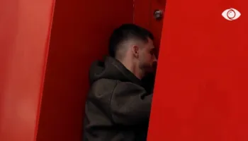 “Puthje” mes Gimbos dhe Selin. Kam menduar boll edhe për ty…