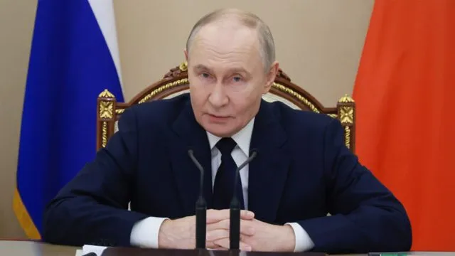 Putin nënshkruan ligjin e ri, i jep kompetenca inteligjencës së brendshme ruse për të mbyllur internetin