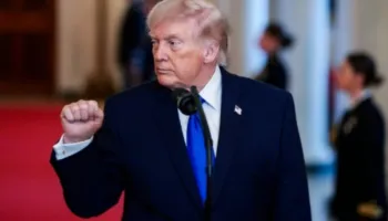 Qeveria amerikane fillon të aplikojë tarifat prej 10 përqind