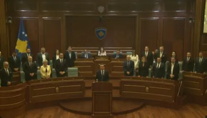 Qeveria e re e Kosovës merr votëbesimin në Kuvend, Albin Kurti betohet kryeministër për të tretën herë