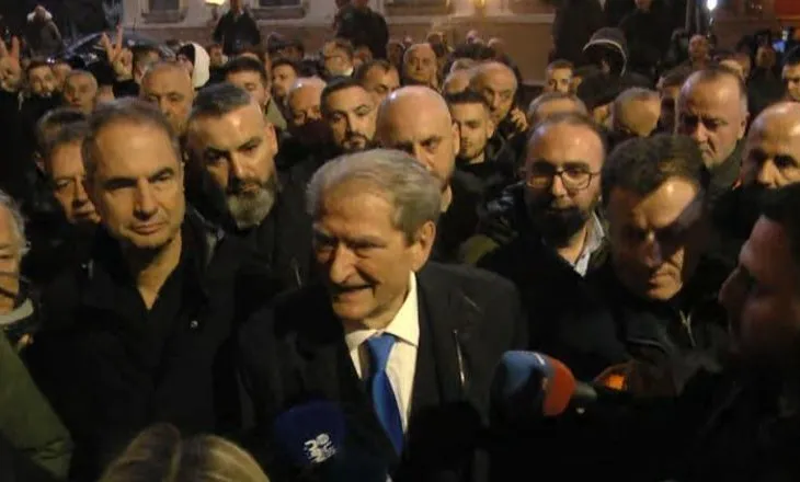 “Rama dhe Lubia, të lidhur si mishi me thoin”/ Berisha: Nuk ka gjë në botë që i shpëton, është i pashpresë