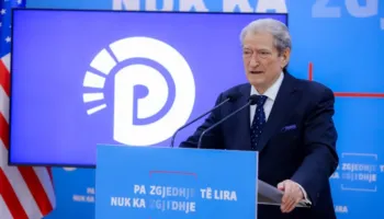 “Rama donte gjak”, Berisha: Kishte përgatitur vrasjen me snajper të protestuesve! Njërin e qëlluan në ballë…