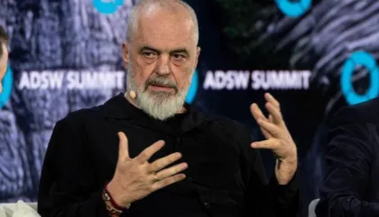 Rama kapet sërish me shoqatën e prokurorëve: S’janë regjistruar te Tatimet!