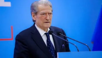 “Rama kishte përgatitur skenarin e gjakderdhjes”, Berisha: Katër protestues u qëlluan nga snajperët e Sokol Bizhgës