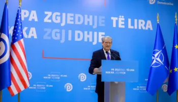 “Rama, mburoja e Ballukut”, Berisha: Kryeministri është autori i të gjitha aferave, ta rrëzojmë në 28 shkurt