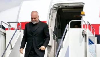 Rama niset për në Vatikan, do të pritet nga Papa Leoni XIV