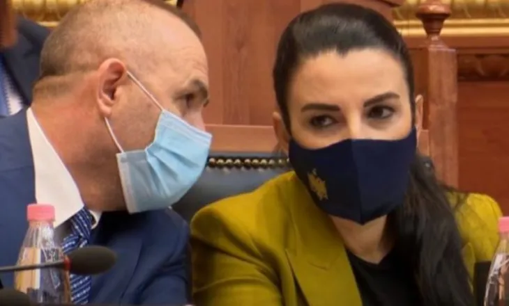 Rama nxjerr Ulsi Manjën të kumtojë se Balluku nuk lëshohet, e konfirmon edhe Balla