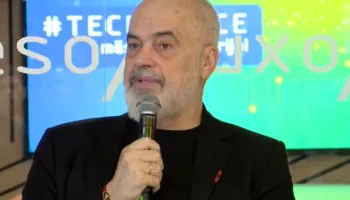 Rama: Pagat për punonjësit e AKSHI-t do jenë më të larta, mos na i marr privati. “Diella”, model për të tjerët në Prokurimet publike