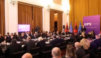 Rama për ish-drejtoreshën e AKSHI-t: Ajo jeton me qira dhe as nuk e nget makinën, e s’ka një të tillë