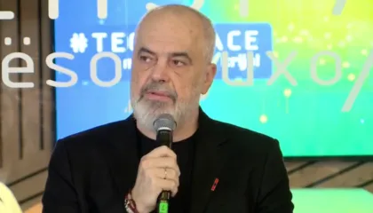 Rama për ish-drejtoreshën e AKSHI-t: Linda është një nënë e vetme me dy fëmiijë, ka një karrierë nga më të shkëlqyerat për shërbimin publik