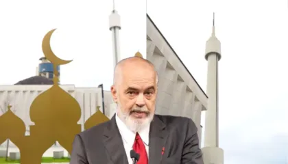 Rama publikon pamjet e xhamisë së rikonstruktuar të Ballies: Arkitektura më e bukur në botë