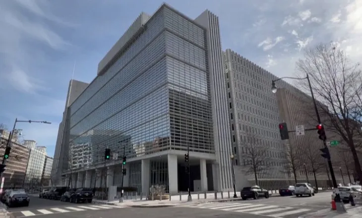 Raporti mbi politikat fiskale/ BB: Problem mbledhja e të ardhurave, niveli i pensioneve dhe kapitali njerëzor