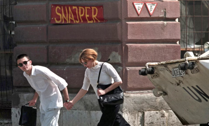 Rasti i “turistëve snajperistë”, nën hetim një 80-vjeçar nga Italia