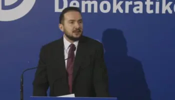 Reagim i fortë i Ervin Salianjit për bllokimin e aksit Librazhd-Përrenjas: Shqiptarët meritojnë një qeveri që punon