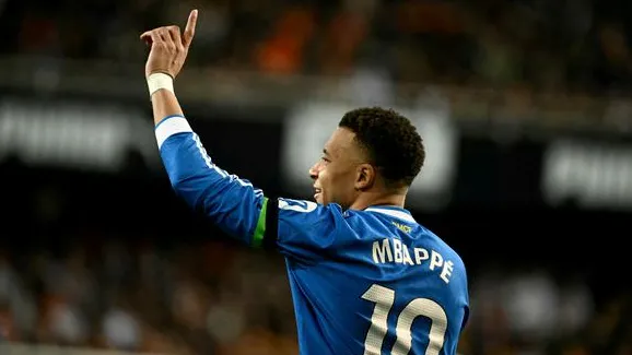 Real Madrid, Arbeloa  vlerëson Mbappe: Po ndjek rrugën e Ronaldos