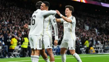 Real Madrid shkatërron Sociedat-in me 4 gola dhe merr kreun e La Liga-s