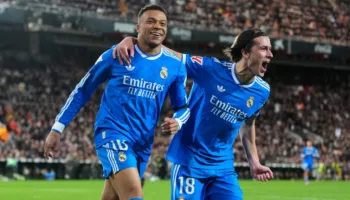 Reali mban hapin e Barçës, në Valencia i nderon Mbappe, Arbeloa: Është më i miri në botë, po ndjek CR7 (VIDEO)