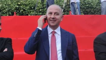 “Rezarti ka bërë punë të madhe”, zbardhen hetimet për Taçin, planet për pastrimin e parave të mafias italiane: Ai është fuqi, e di mirë ç’duhet bërë