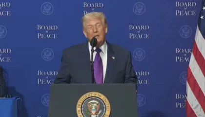 “Rikthyem pengjet”/ Bordi i Paqes, Trump i ‘prerë’: Hamasi do dorëzojë armët, ndryshe do përballet me..