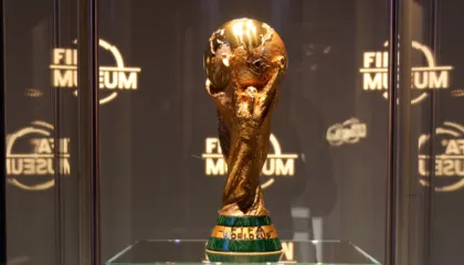 Risi e veçantë në Kupën e Botës 2026, në stadiume do të përdoren qen robotë