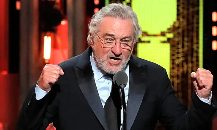 ROBERT DE NIRO THIRRJE KUNDER TRUMP: REZISTONI