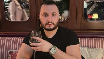 Rolex e Ferrari! Dorian Puka, shqiptari që s’mund të deportohet, feston me balerina dekadën e qëndrimit në Britani