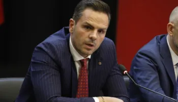 Rrëshqitja e dherave në aksin Përrenjas-Librazhd, drejtori i ARRSH: Nuk mund të them një afat kohor për ndërtimin e rrugës së re