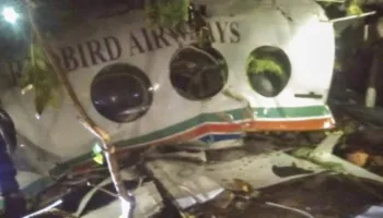 Rrëzohet avioni mjekësor në Indi për shkak të kushteve të motit/ 7 anëtarët e bordit të zhdukur, ende nuk dihet nëse ka të mbijetuar